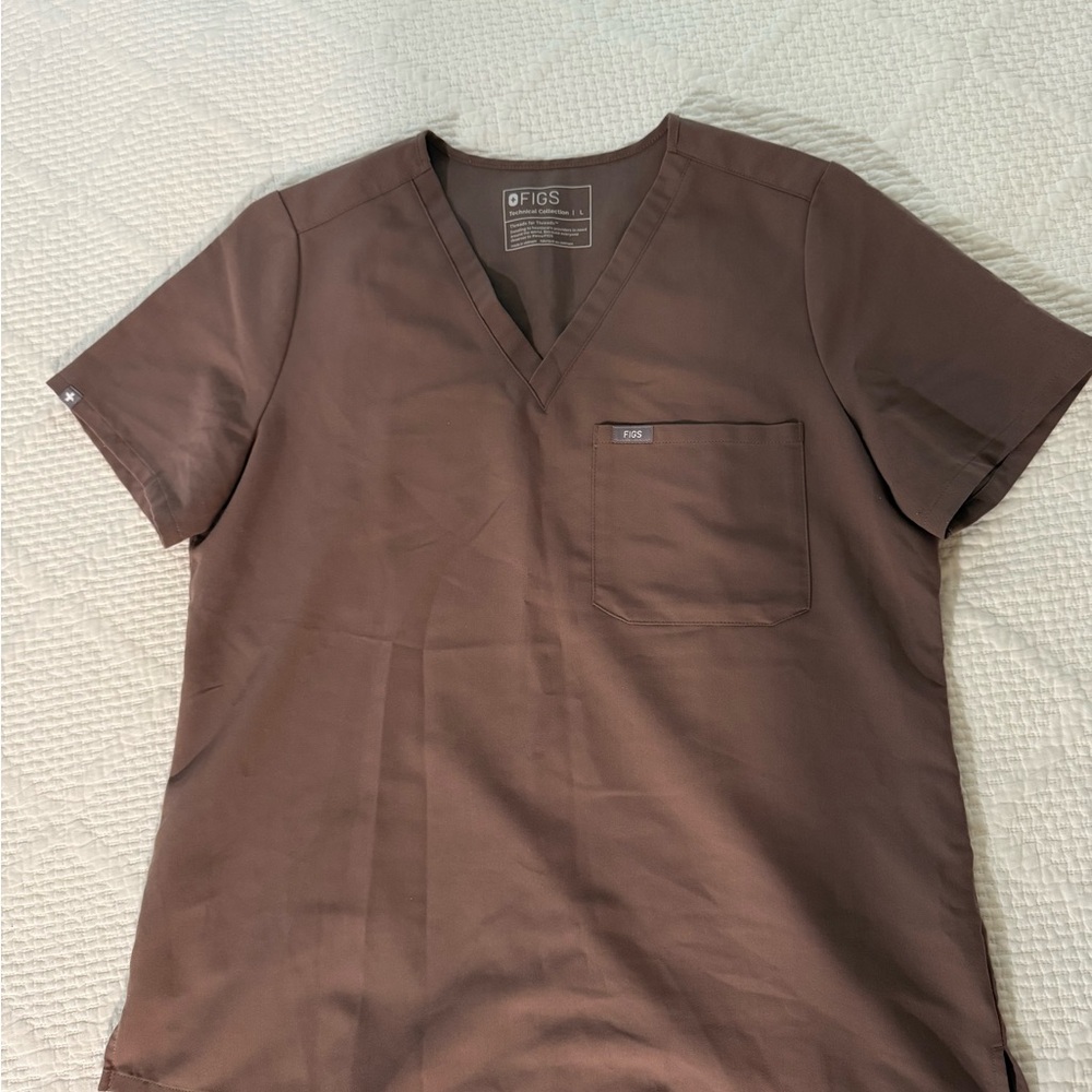 Figs Scrub Set— L Top XL Jogger bottoms